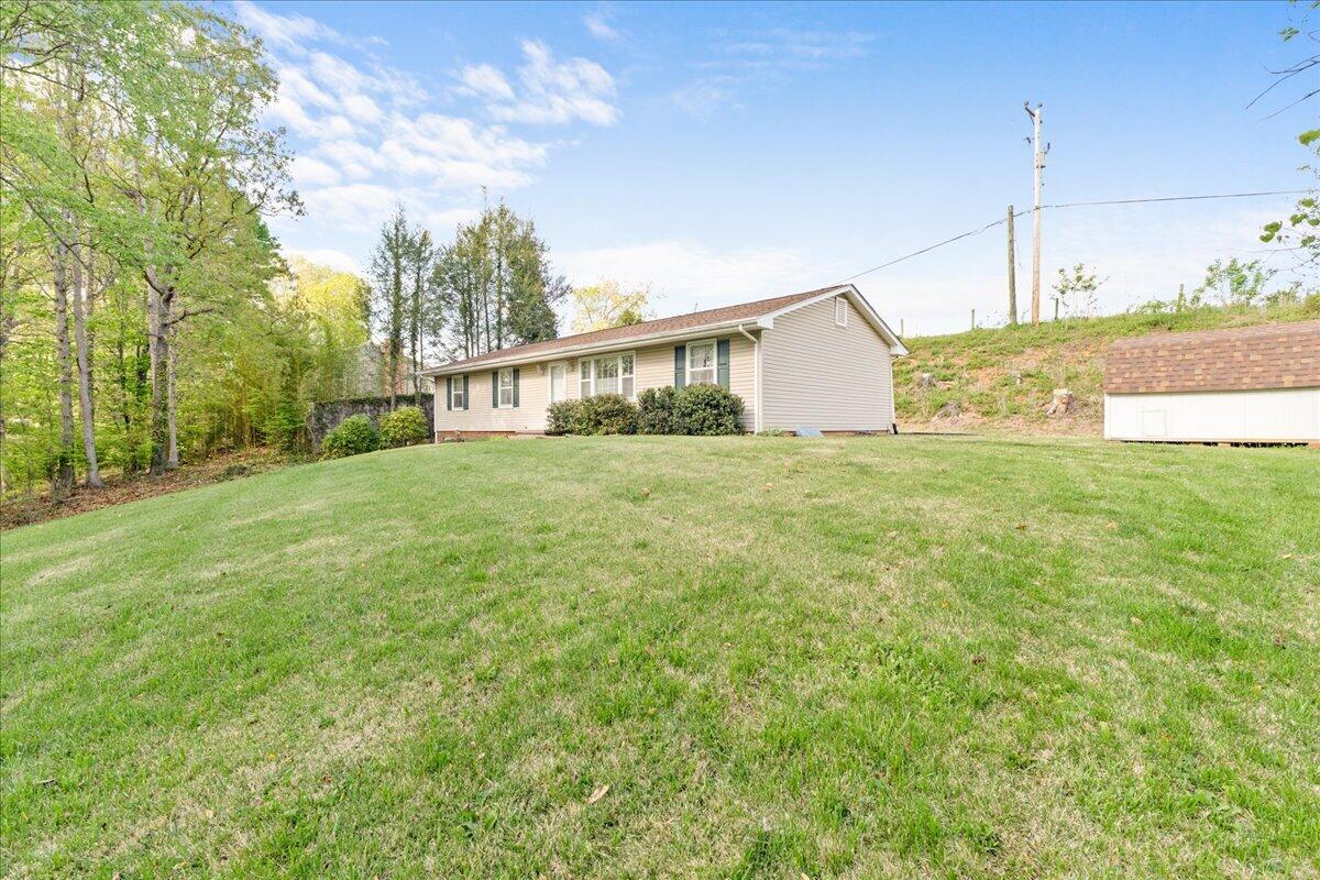 59 Silverbirch Drive Blue Ridge, VA 24064 - Photo 2 of 35 02-59 Silverbirch Dr-2