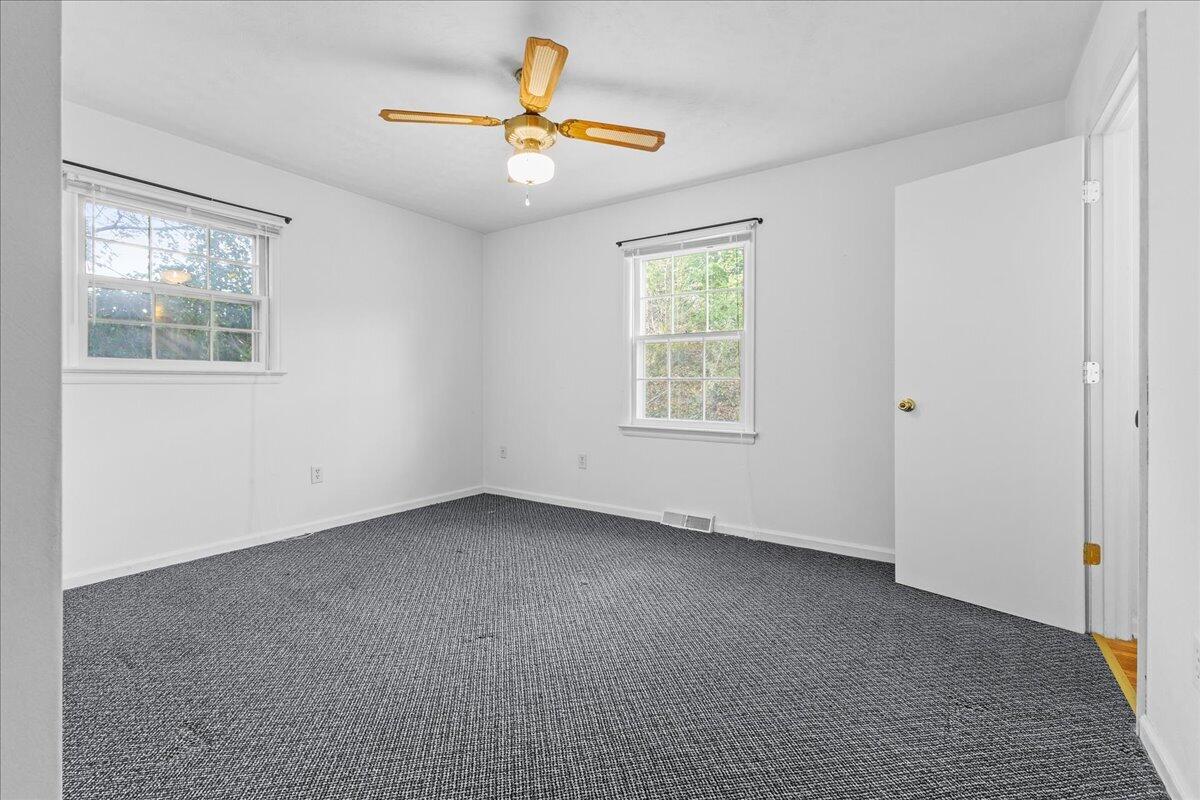 59 Silverbirch Drive Blue Ridge, VA 24064 - Photo 21 of 35 21-59 Silverbirch Dr-21