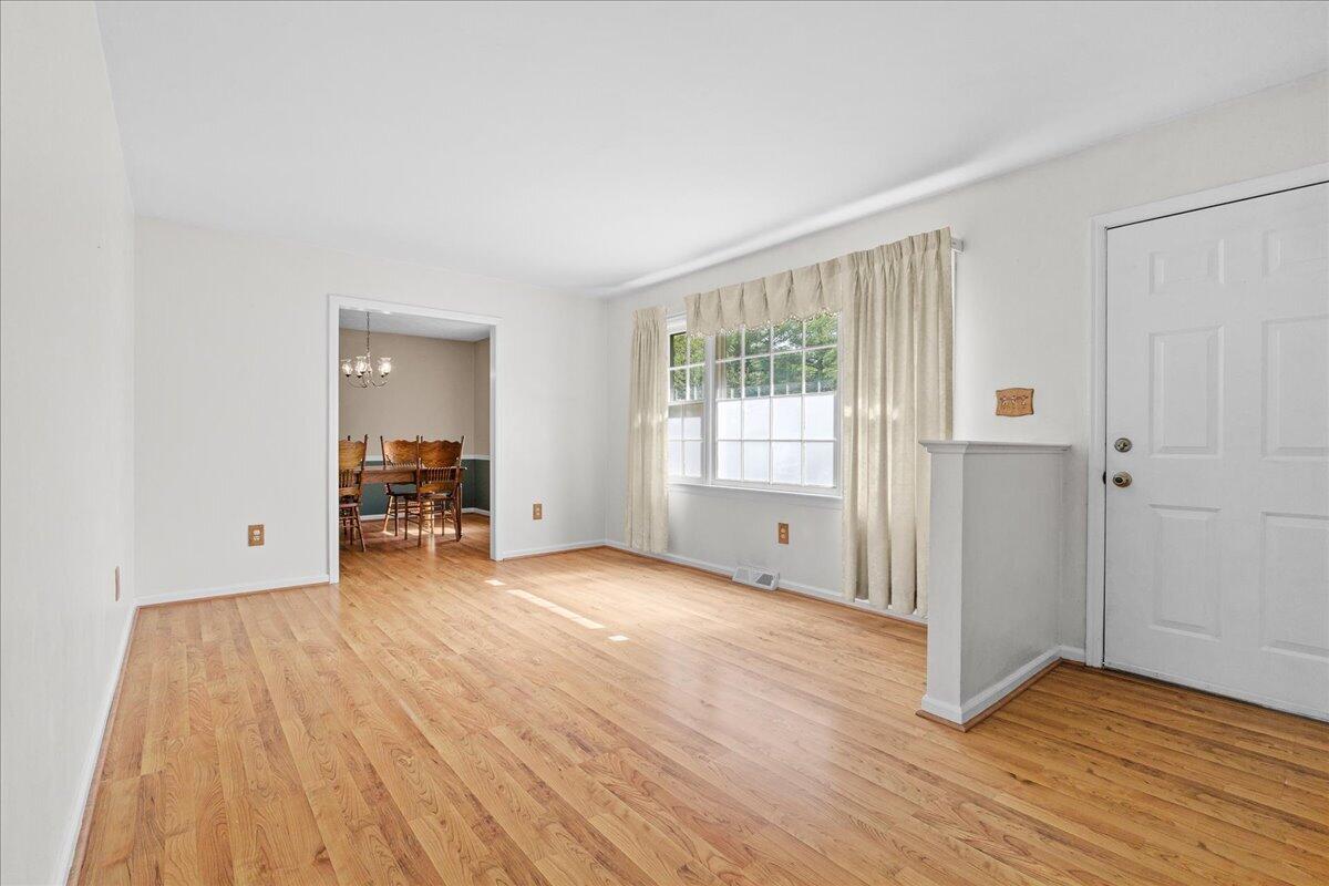 59 Silverbirch Drive Blue Ridge, VA 24064 - Photo 5 of 35 05-59 Silverbirch Dr-5