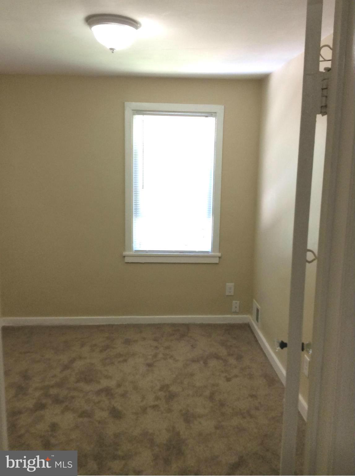 4530 Pen Lucy Road Baltimore, MD 21229 - Photo 17 of 26 Bedroom 3