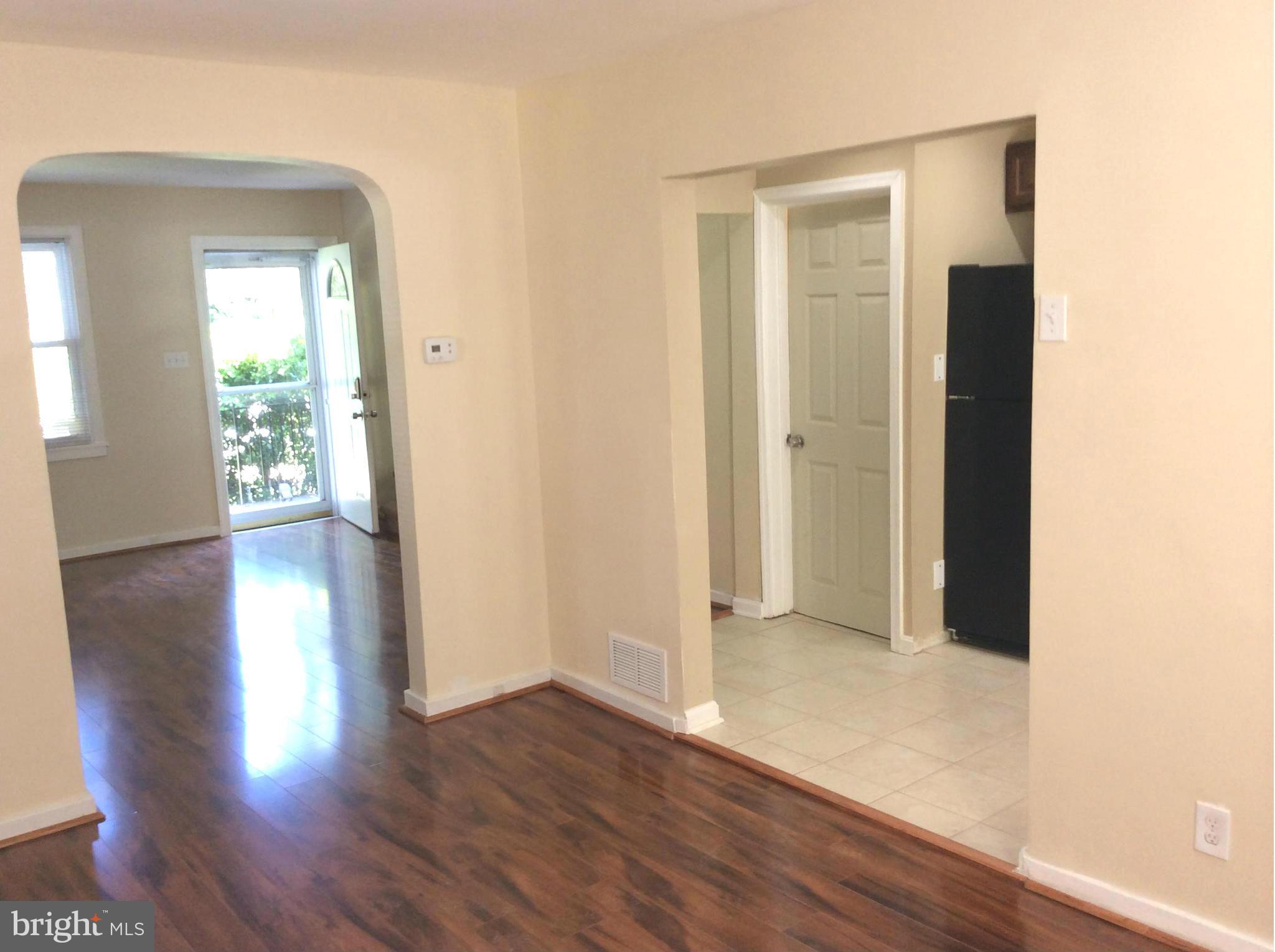 4530 Pen Lucy Road Baltimore, MD 21229 - Photo 6 of 26 Living Room
