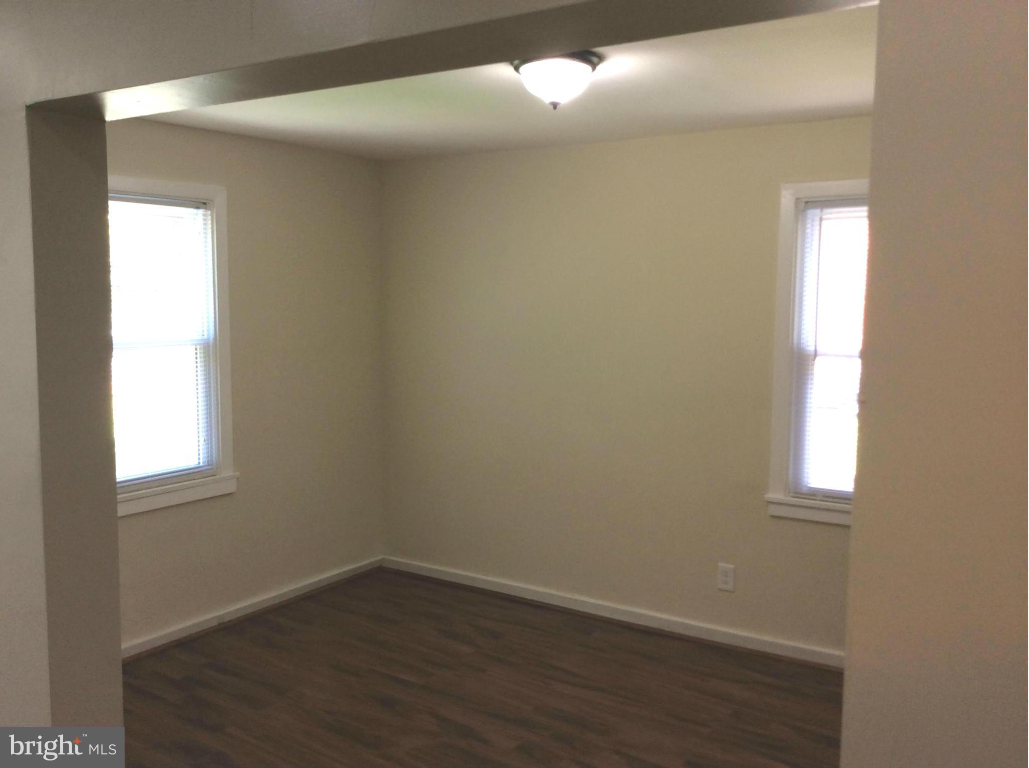 4530 Pen Lucy Road Baltimore, MD 21229 - Photo 9 of 26 Dining Room