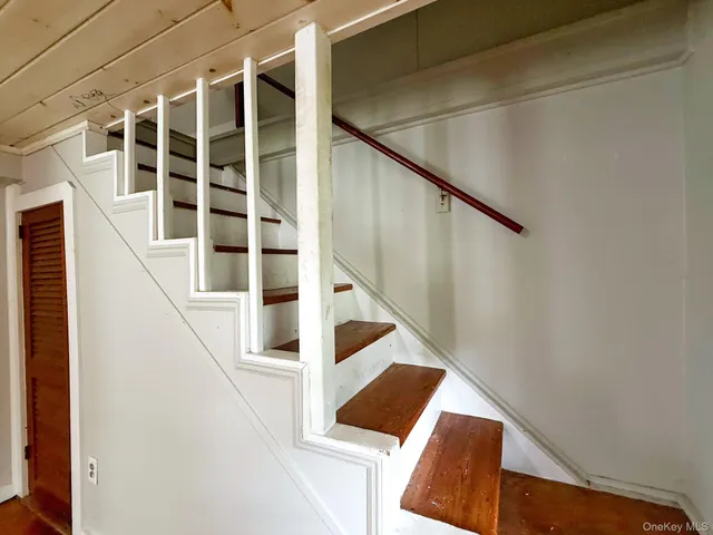 $289,900 | 1753 State Route 209, Wurtsboro, NY 12790