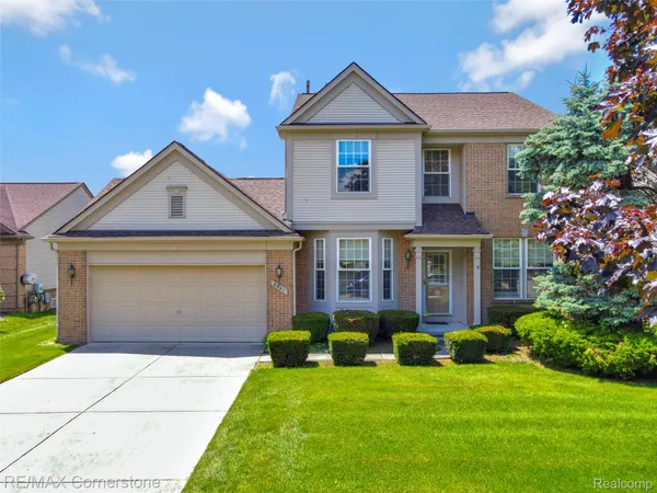 $439,900 | 8307 Parkside Drive, Westland, MI 48185