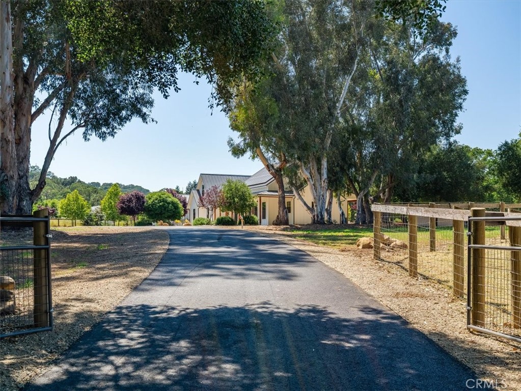 8970 San Marcos Road Atascadero, CA 93422 - Photo 2 of 50