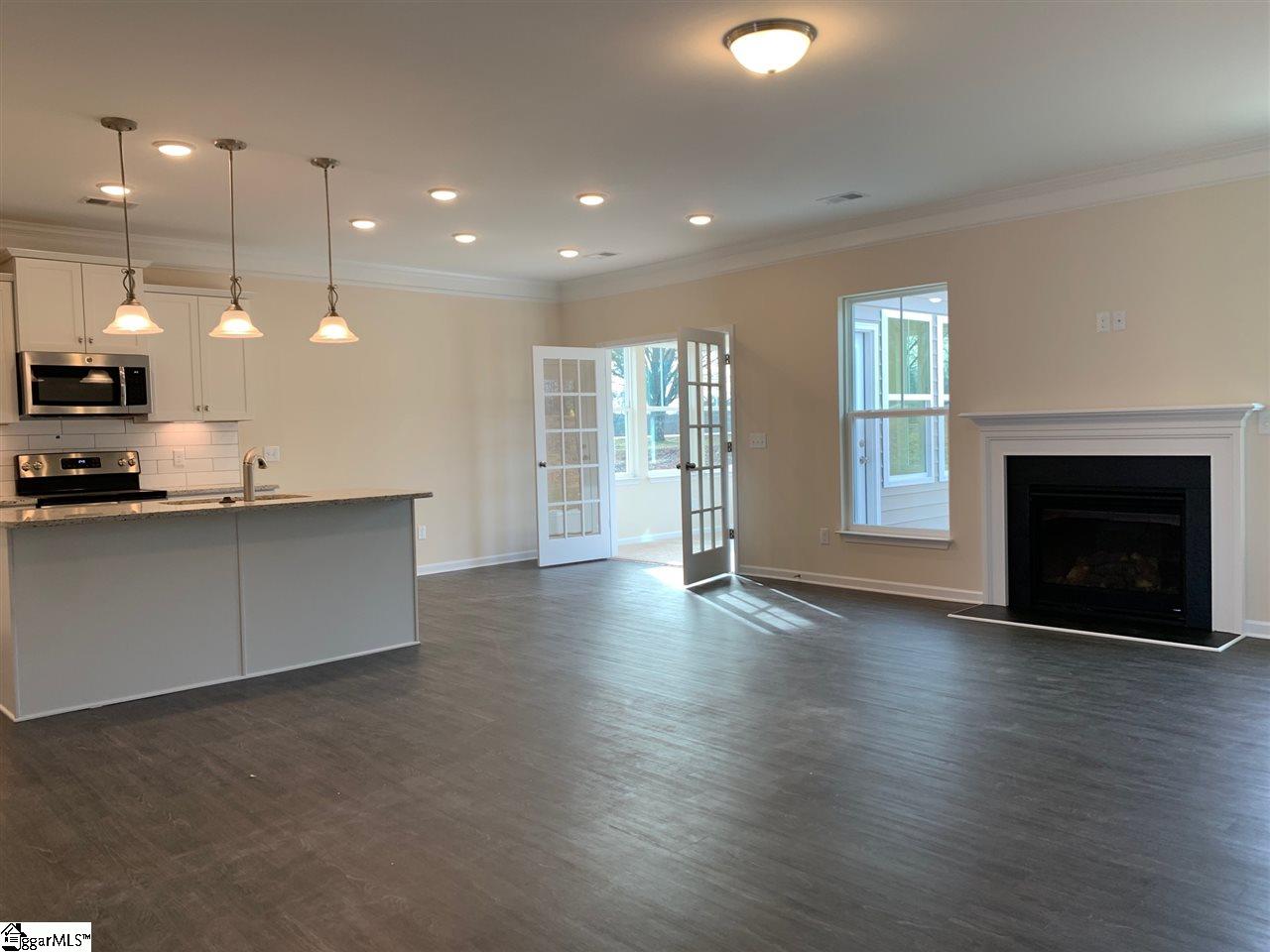 118 Parvin Court Greenville, SC 29607 - Photo 3 of 11 Gallery Image 3