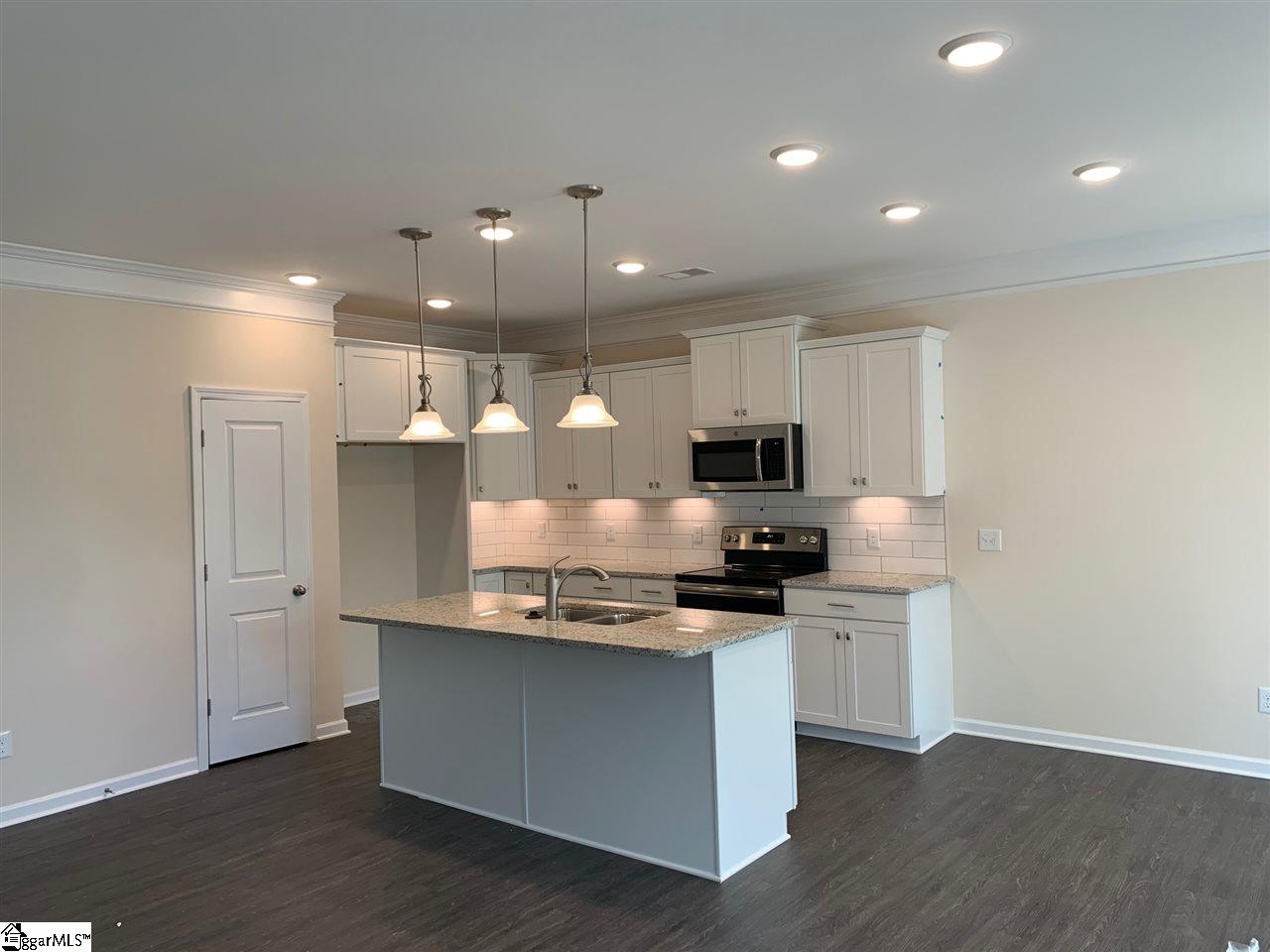 118 Parvin Court Greenville, SC 29607 - Photo 4 of 11 Gallery Image 4