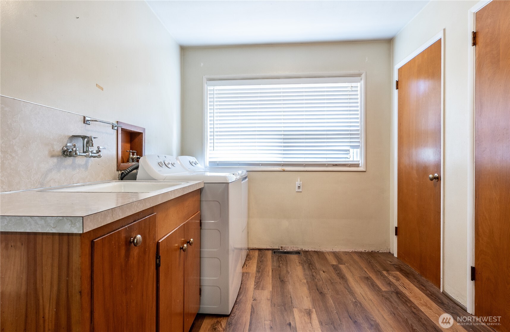 6418 Karjala Road Aberdeen, WA 98520 - Photo 8 of 26 Gallery Image 8