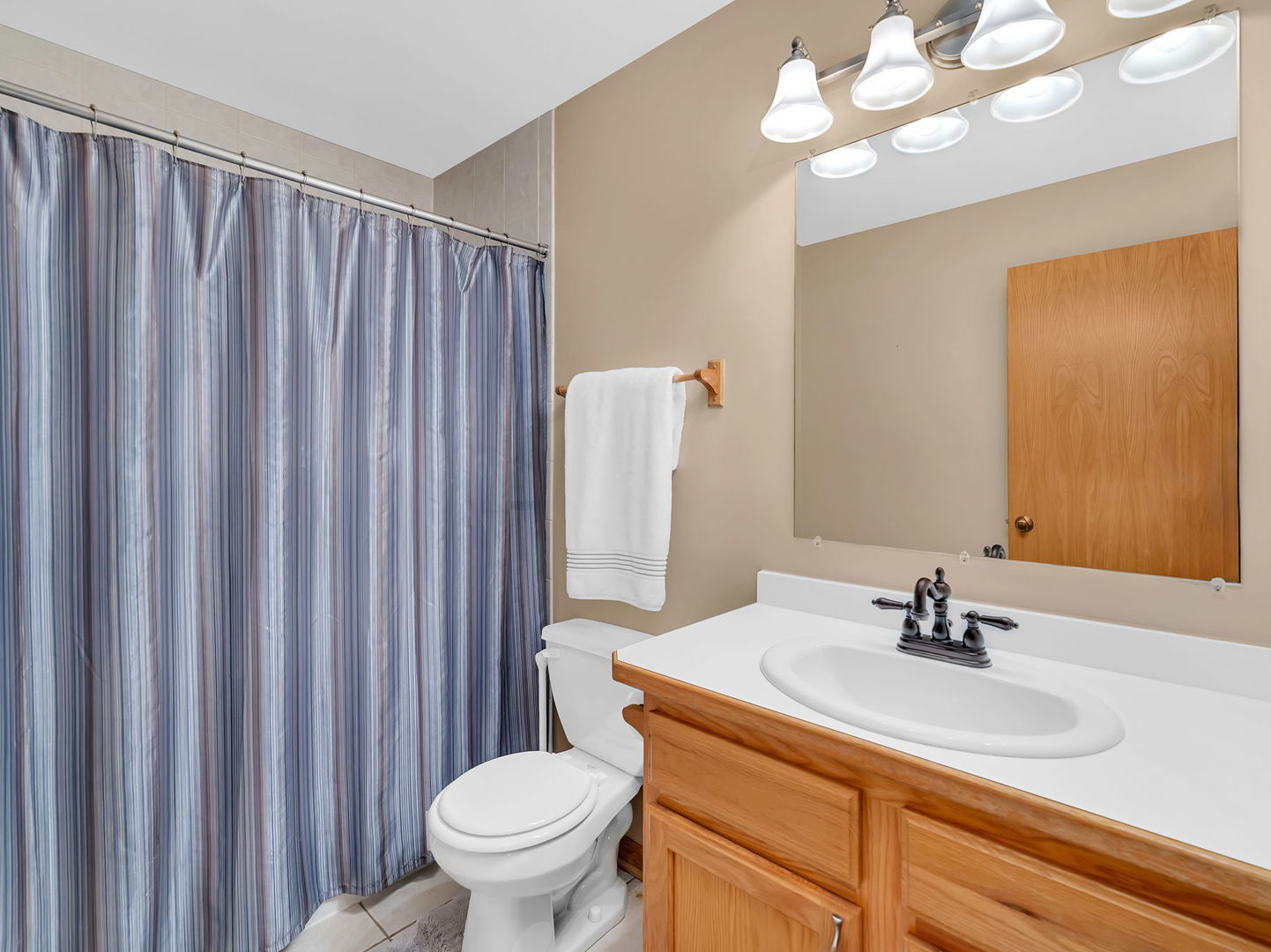 1675 Nelson Road New Lenox, IL 60451 - Photo 17 of 19