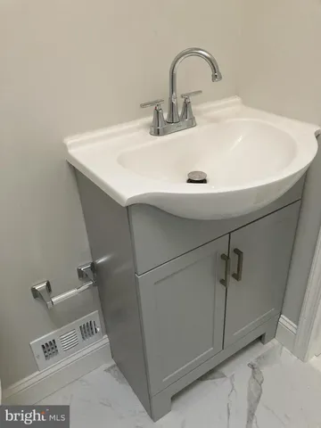 $1,975 | 5240 Fairhaven Road, Clifton Heights, PA 19018