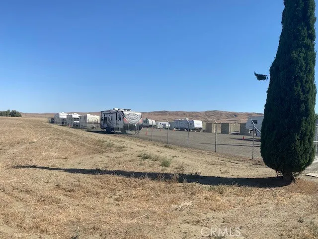 $1,500,000 | 1075 West Elm Avenue, Coalinga, CA 93210