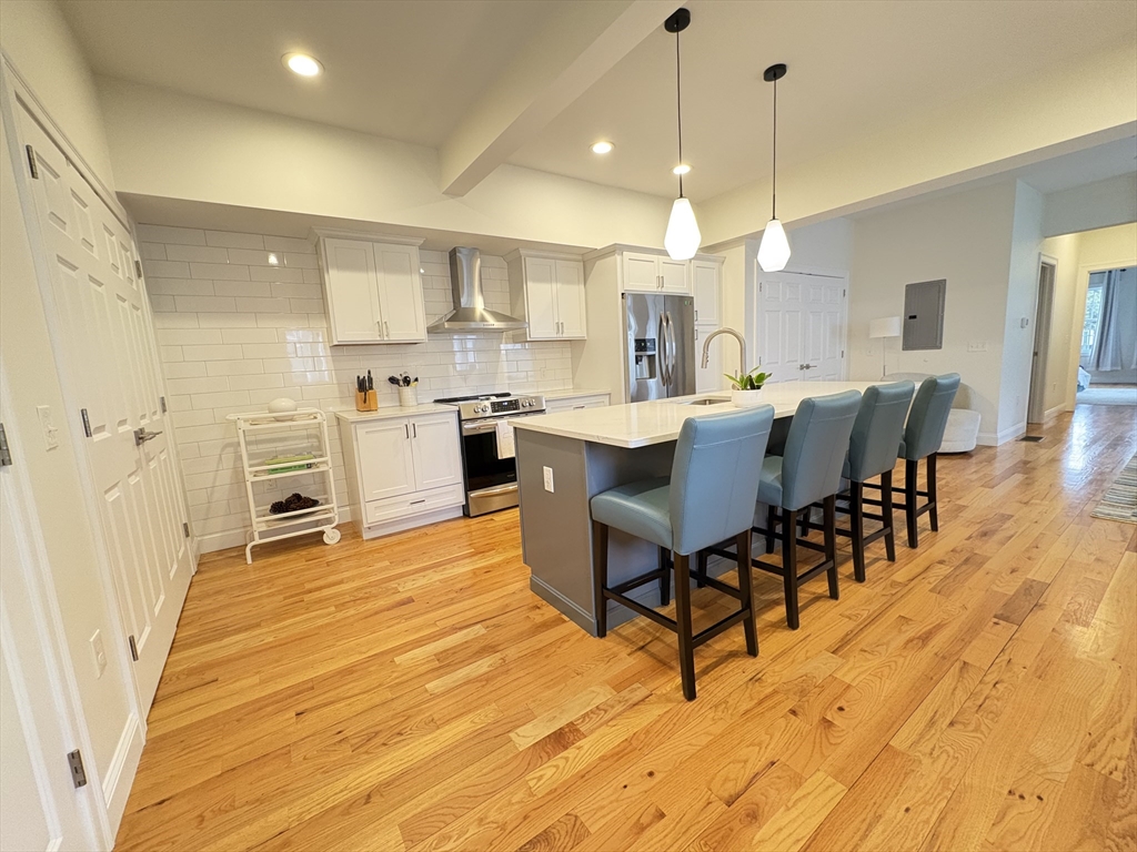 5 Pomeroy Terrace, Unit 2 Northampton, MA 01060 - Photo 2 of 18