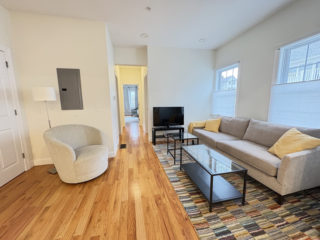 5 Pomeroy Terrace, Unit 2 Northampton, MA 01060 - Photo 7 of 18