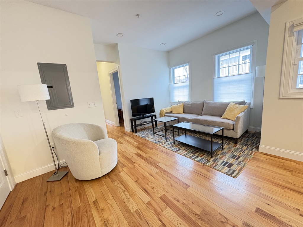 5 Pomeroy Terrace, Unit 2 Northampton, MA 01060 - Photo 8 of 18