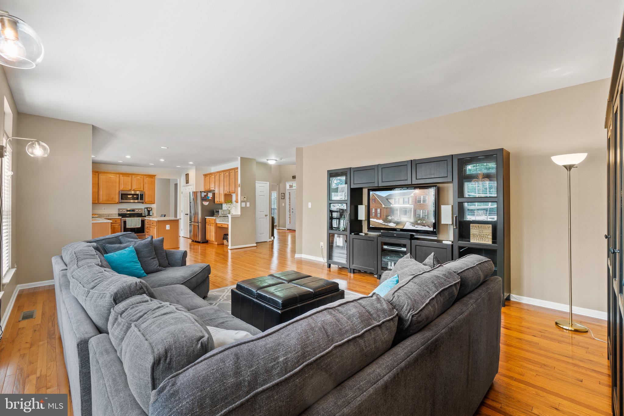 25311 Ridge Road Damascus, MD 20872 - Photo 17 of 37