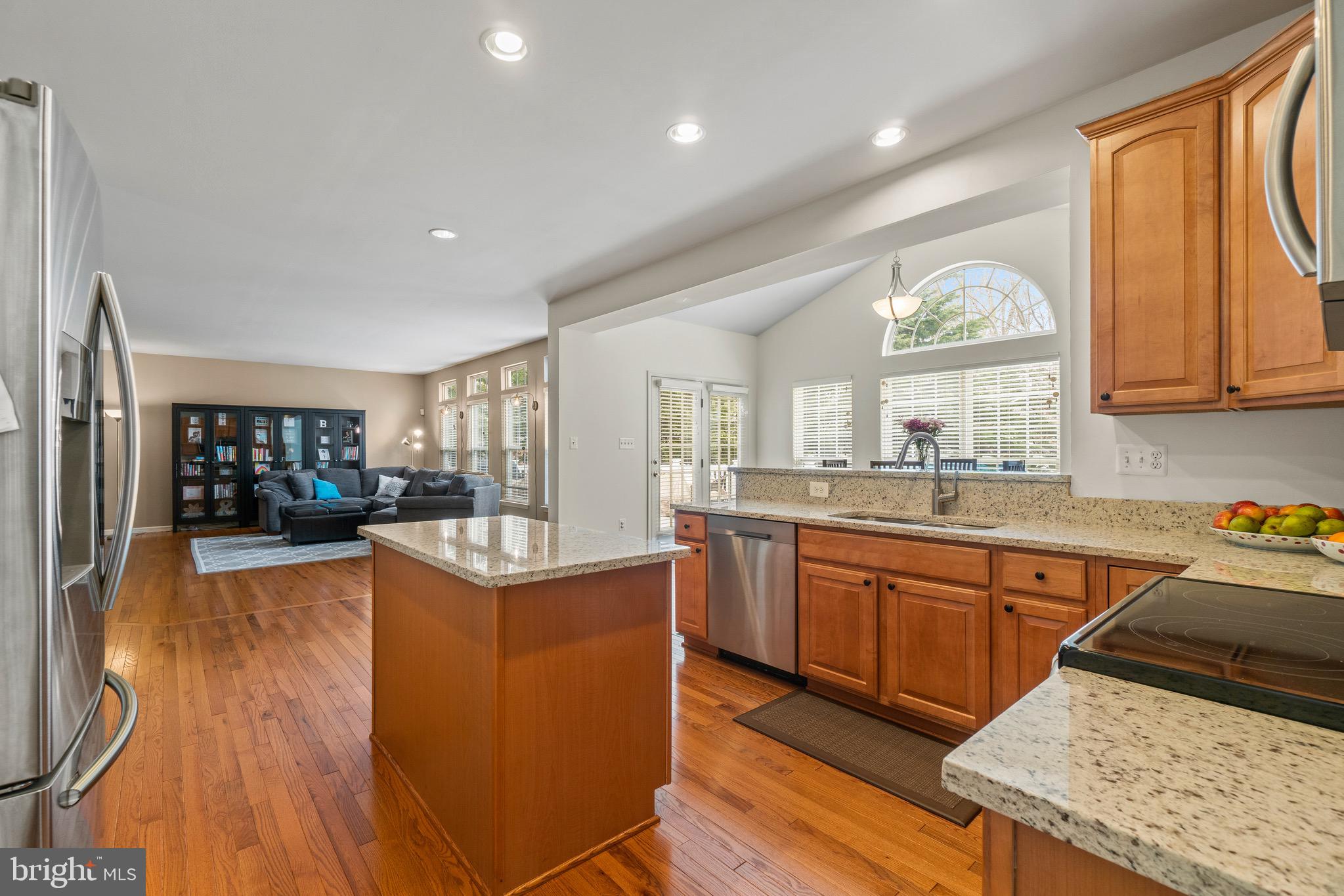 25311 Ridge Road Damascus, MD 20872 - Photo 5 of 37