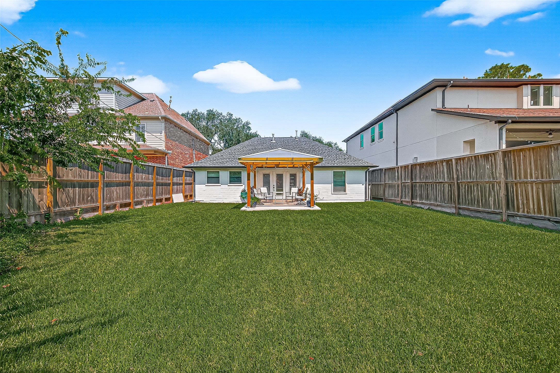 5121 Locust Street Bellaire, TX 77401 - Photo 41 of 43