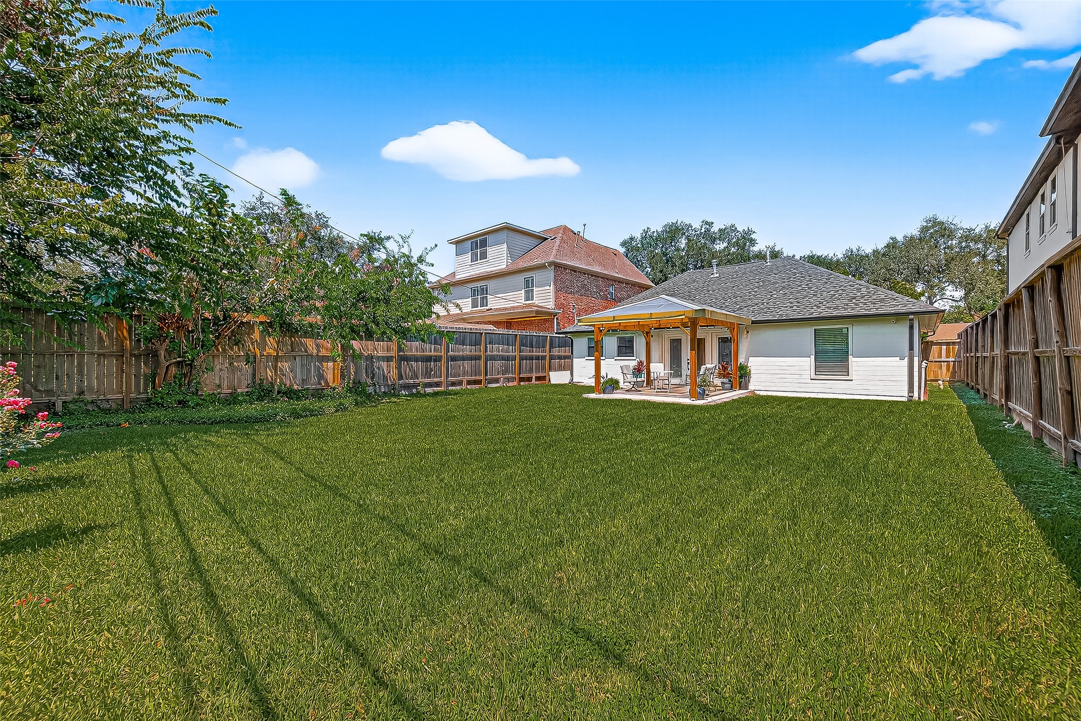 5121 Locust Street Bellaire, TX 77401 - Photo 42 of 43