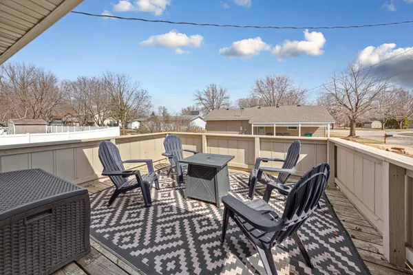 $290,000 | 1902 Brookside Drive, Albert Lea, MN 56007