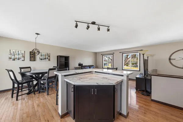 $290,000 | 1902 Brookside Drive, Albert Lea, MN 56007
