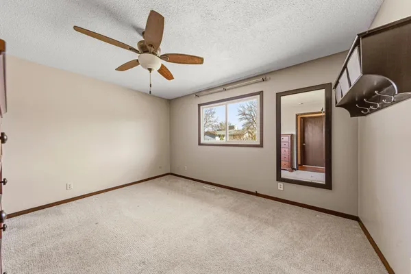 $290,000 | 1902 Brookside Drive, Albert Lea, MN 56007