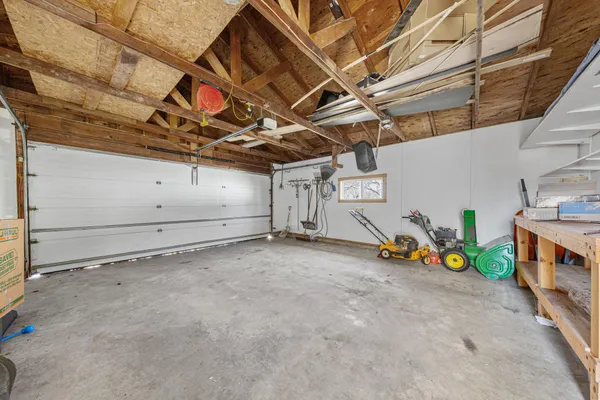 $290,000 | 1902 Brookside Drive, Albert Lea, MN 56007