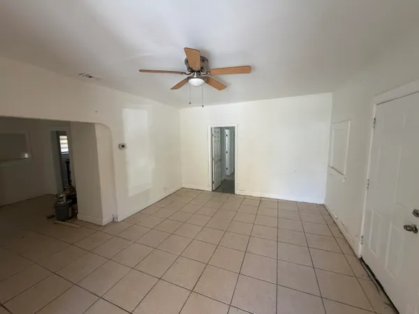 $1,595 | 326 North 14th Street, Fort Pierce, FL 34950