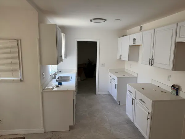 $1,595 | 326 North 14th Street, Fort Pierce, FL 34950