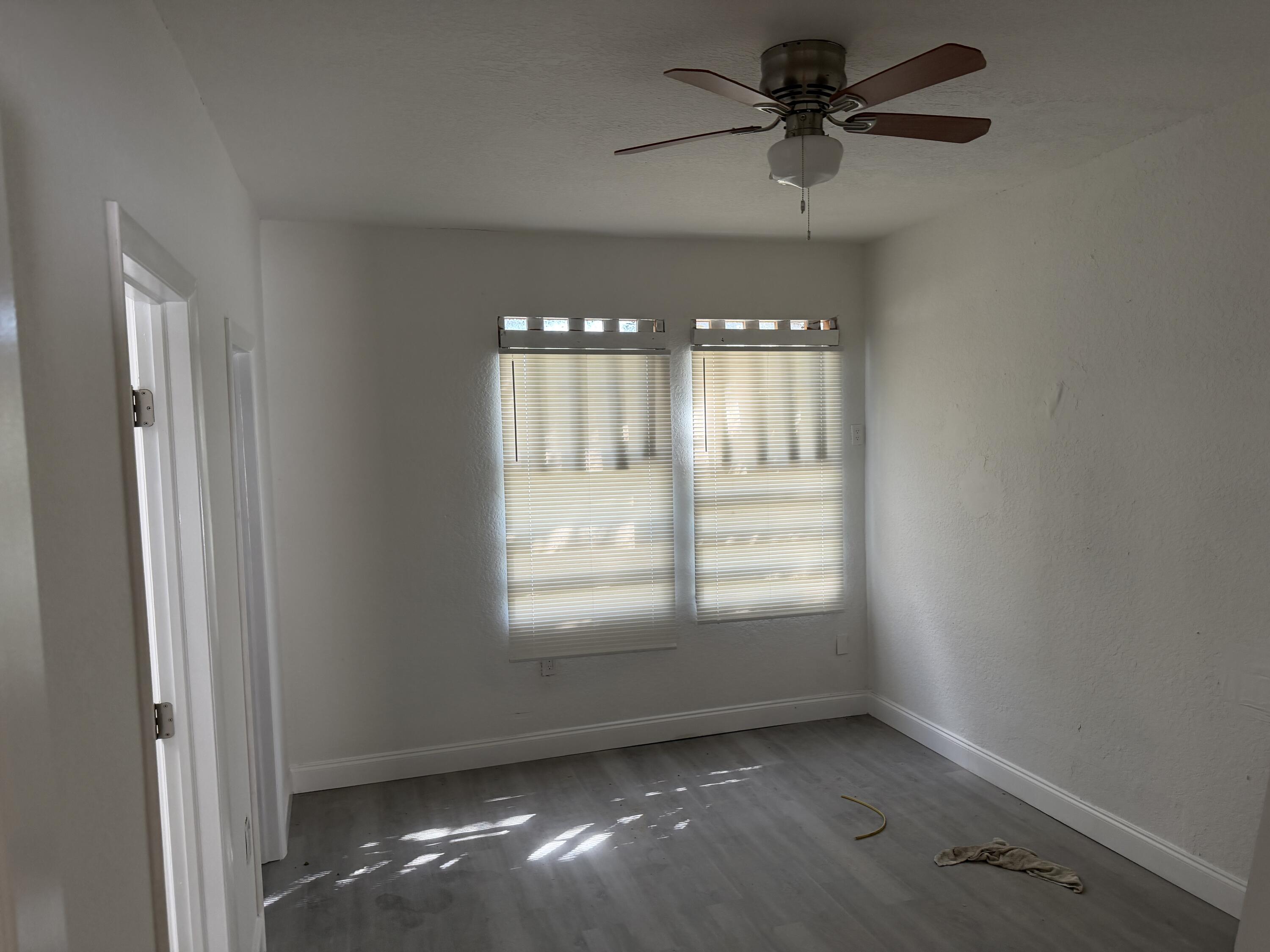 326 North 14th Street Fort Pierce, FL 34950 - Photo 8 of 10 IMG_0837