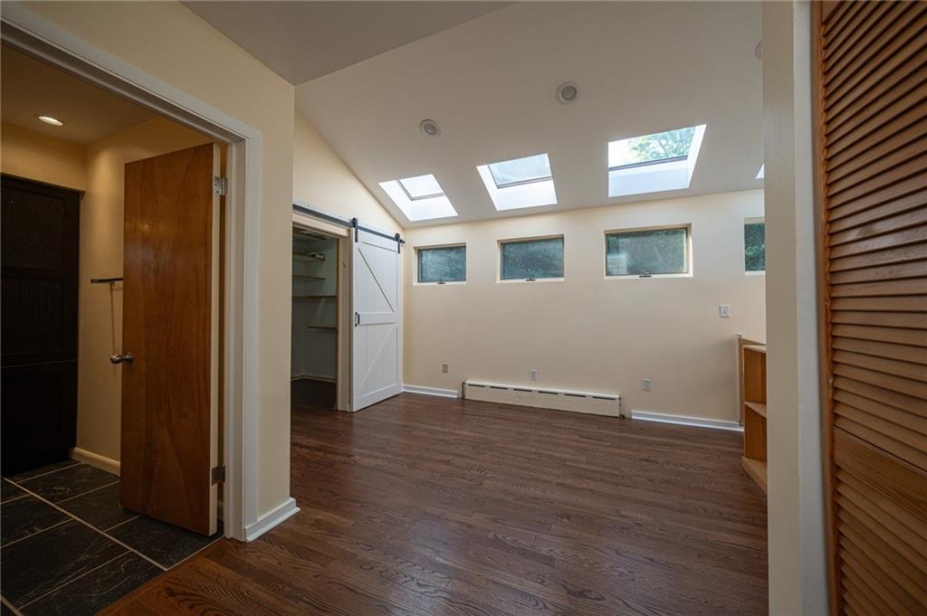 2928 Fernwald Road Pittsburgh, PA 15217 - Photo 24 of 48 Gallery Image 24