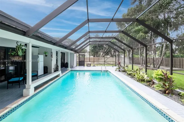 $1,250,000 | 7901 Southwest 133rd Street, Pinecrest, FL 33156