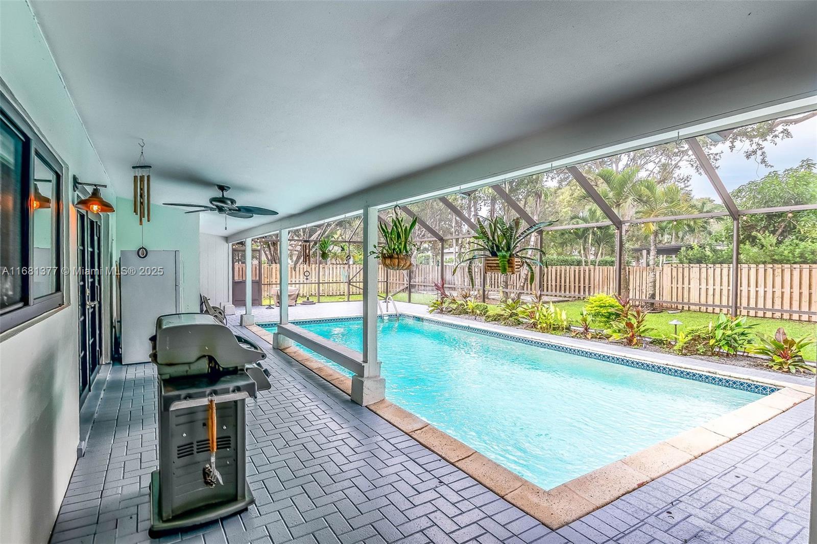 7901 Southwest 133rd Street Pinecrest, FL 33156 - Photo 23 of 27