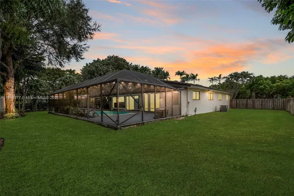 $1,250,000 | 7901 Southwest 133rd Street, Pinecrest, FL 33156
