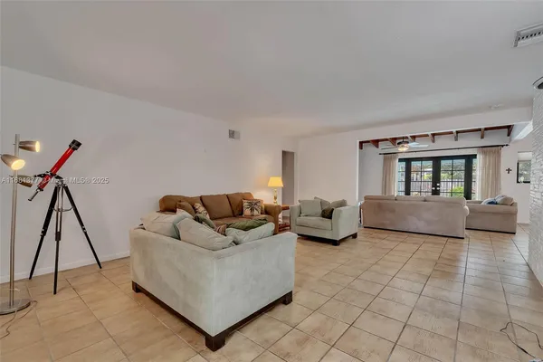 $1,250,000 | 7901 Southwest 133rd Street, Pinecrest, FL 33156