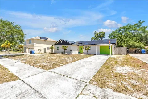 $599,000 | 687 Jasmine Way South, St. Petersburg, FL 33705