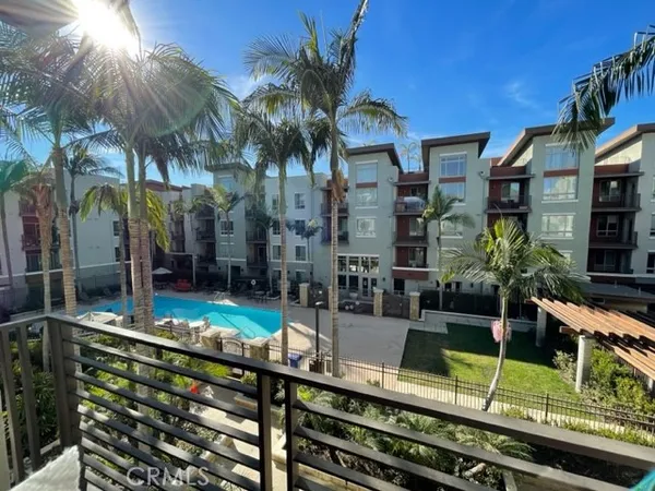 $2,395 | 100 South Alameda Street, Unit 335, Los Angeles, CA 90012