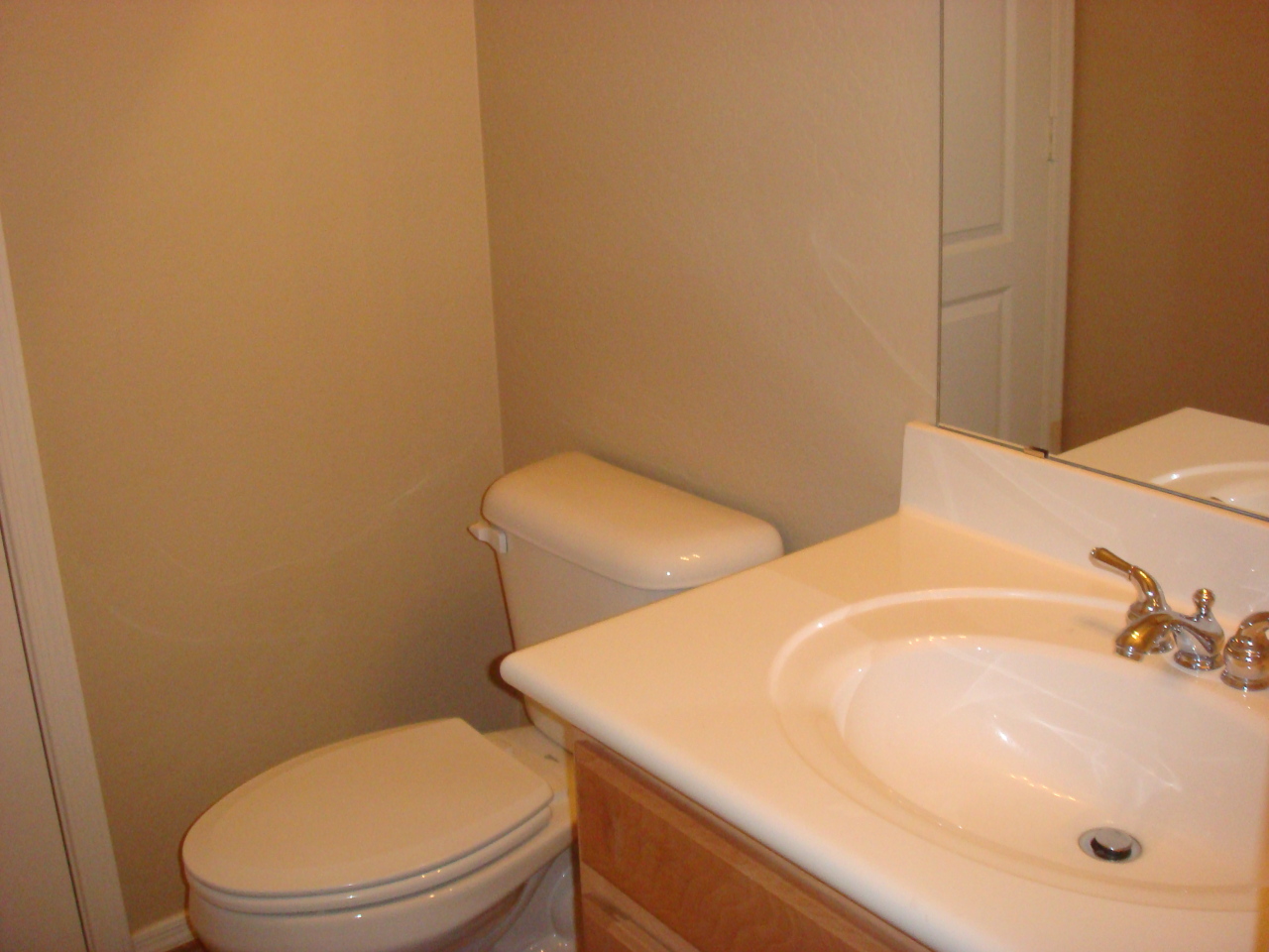 6909 West Carter Road Laveen, AZ 85339 - Photo 14 of 25 1/2 BATH