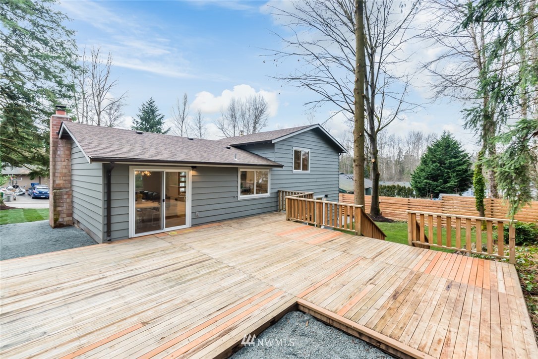 13516 Southeast 173rd Place Renton, WA 98058 - Photo 22 of 27 Gallery Image 22
