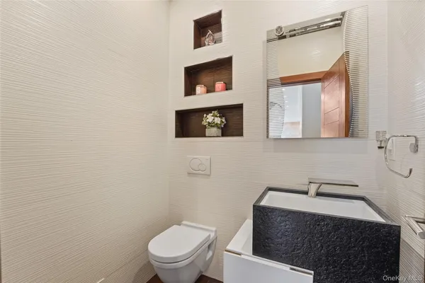 $12,500 | 2 Hudson Street, Hastings-on-Hudson, NY 10706