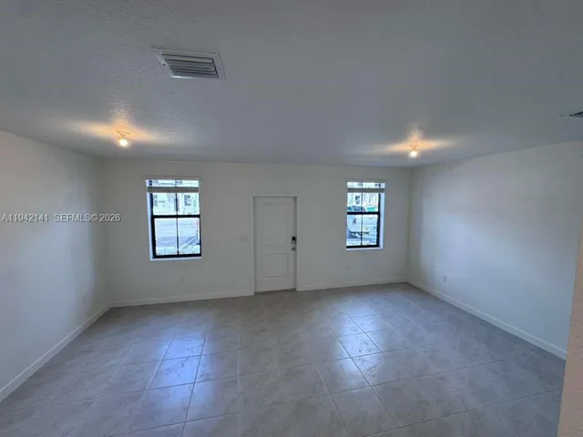 $2,500 | 1549 Northeast 3rd Avenue, Florida City, FL 33034