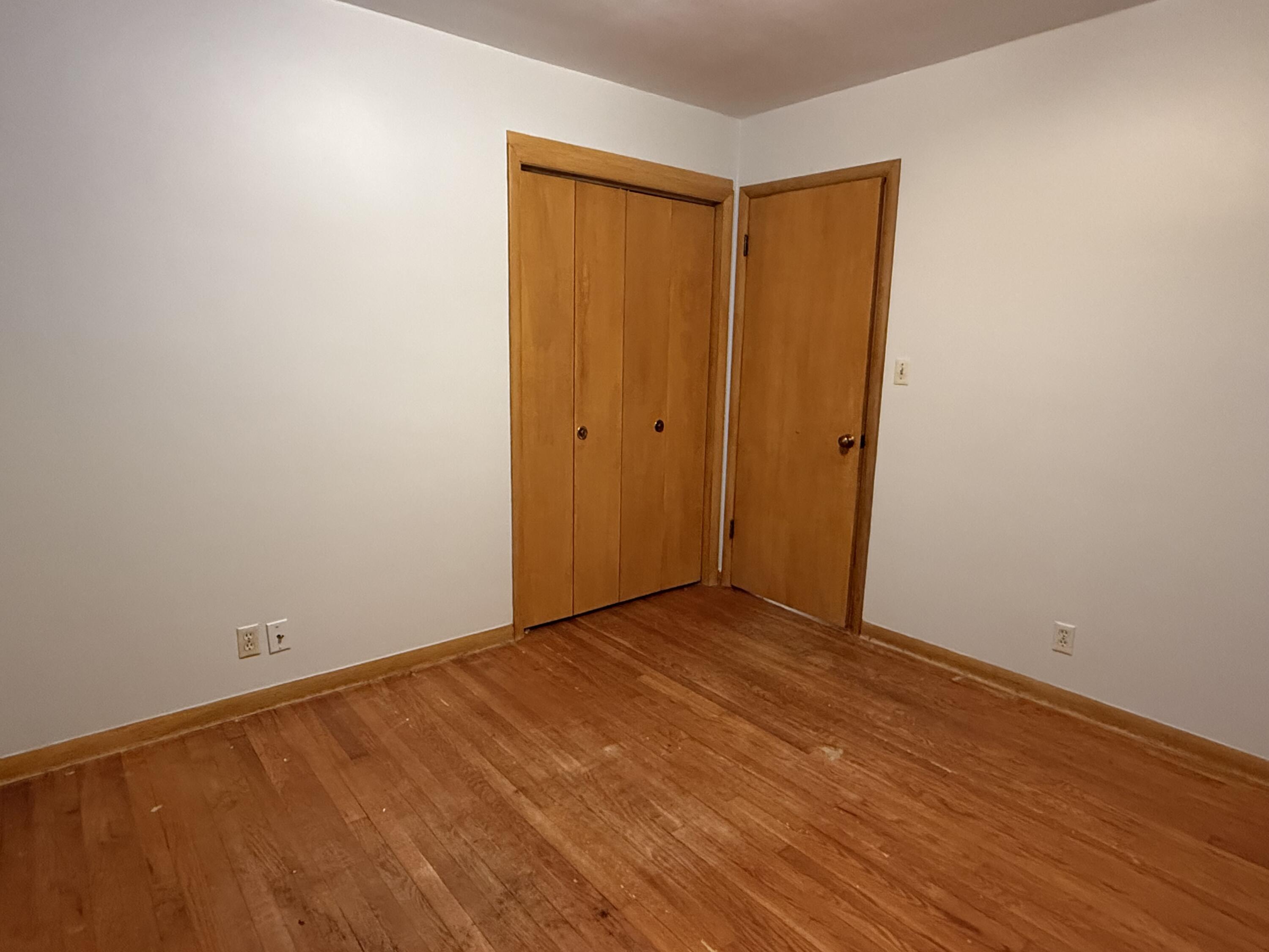 1716 George Street Manitowoc, WI 54220 - Photo 22 of 28 23 bedroom 3 closet