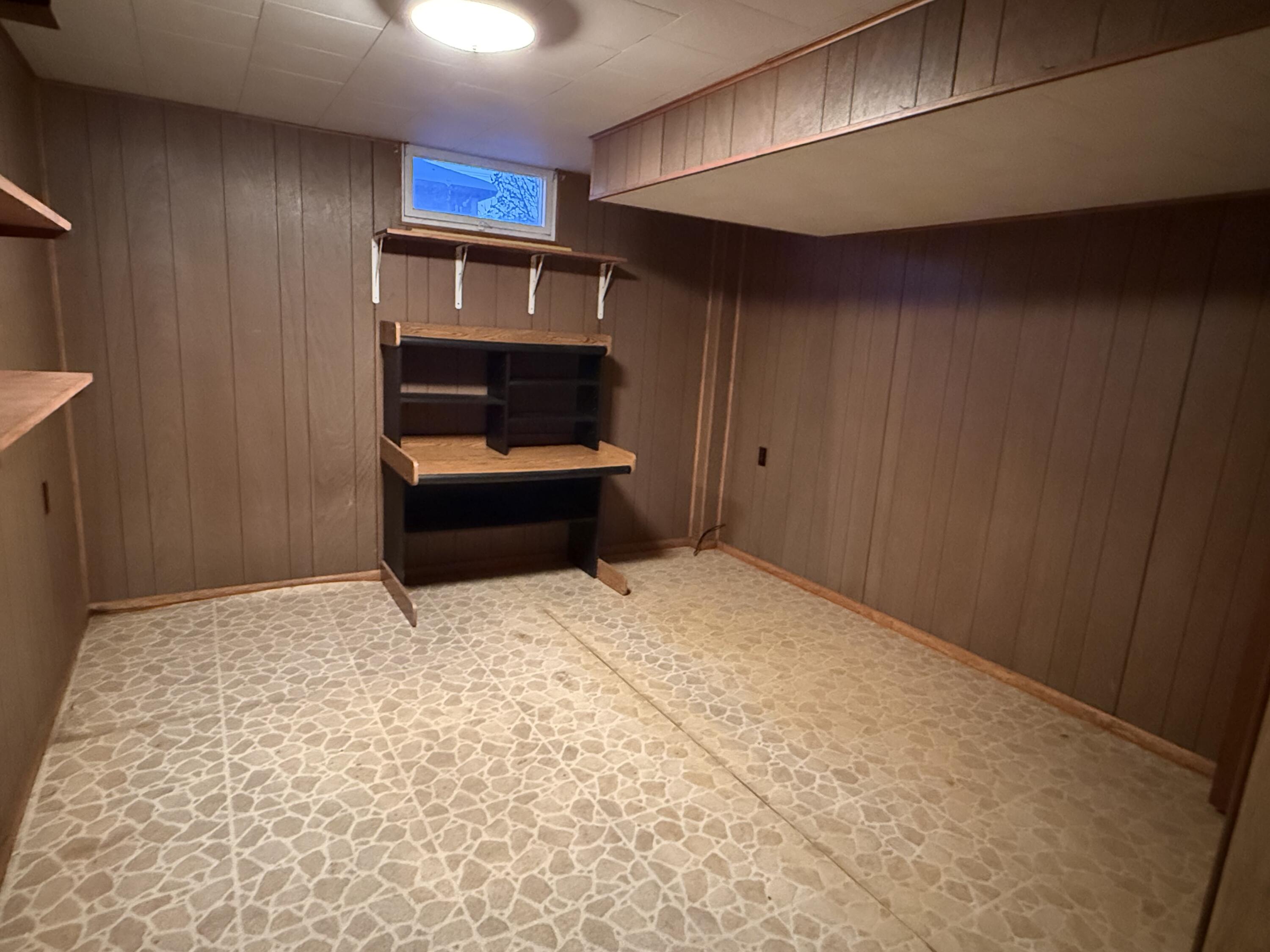 1716 George Street Manitowoc, WI 54220 - Photo 24 of 28 25 rec room in lower