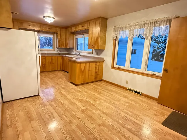 $229,900 | 1716 George Street, Manitowoc, WI 54220