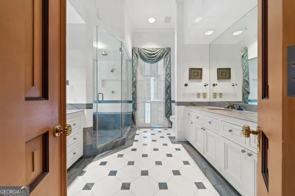 $2,400,000 | 617 Dixie Avenue, Madison, GA 30650