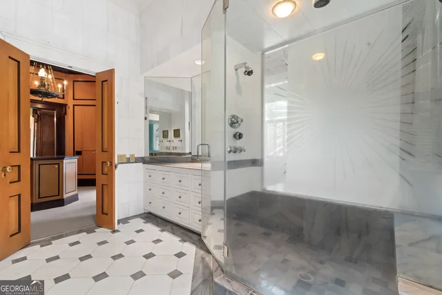 $2,400,000 | 617 Dixie Avenue, Madison, GA 30650