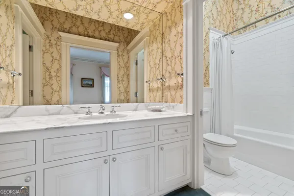 $2,400,000 | 617 Dixie Avenue, Madison, GA 30650