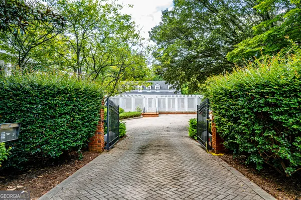 $2,400,000 | 617 Dixie Avenue, Madison, GA 30650
