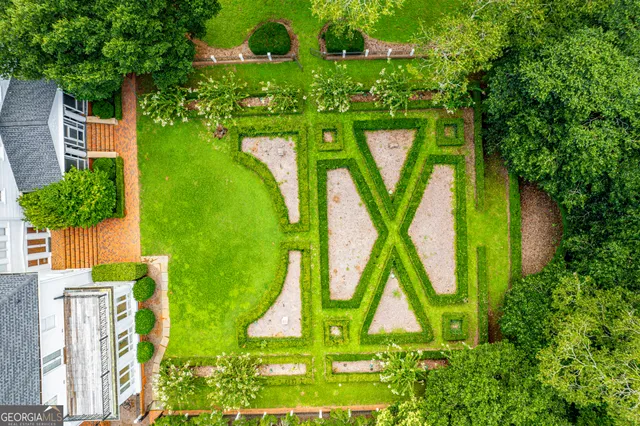 $2,400,000 | 617 Dixie Avenue, Madison, GA 30650