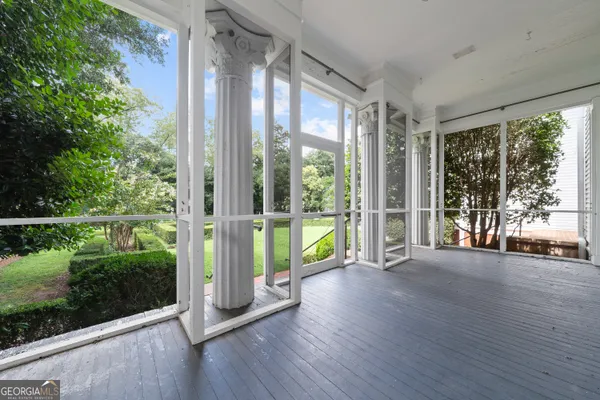 $2,400,000 | 617 Dixie Avenue, Madison, GA 30650