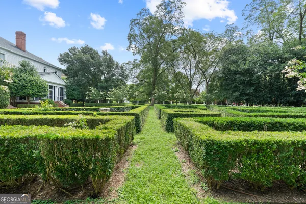 $2,400,000 | 617 Dixie Avenue, Madison, GA 30650